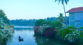 Waterland Villa Hotel Negombo