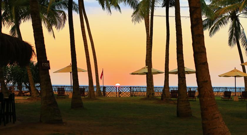 Sri Lanka Tabrobane Beach Hotel